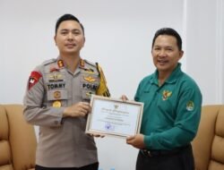 Proses Hukum Kejahatan Anak, KPPAD Berikan Penghargaan Kapolres Ketapang