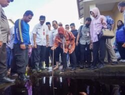 Atasi Banjir, Risma Sebut Tidak Perlu Teknologi Mahal