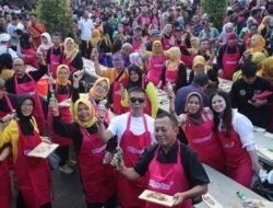 Sotong Pangkong Pontianak Pecahkan Rekor MURI