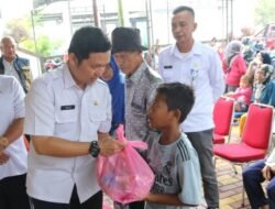 Penyandang Kesejahteraan Sosial Diberikan Bantuan Sembako