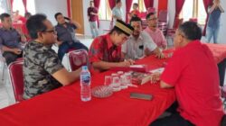 Mantan Camat Kapuas Ambil Formulir ke PDIP Sebagai Balon Wakil Bupati Sanggau