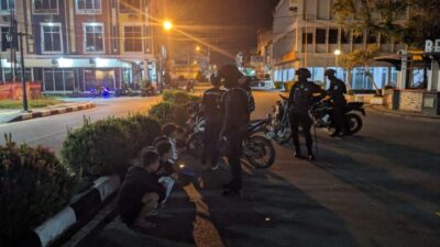 Lagi-lagi, tim Patroli Perintis Presisi Polres Singkawang menciduk remaja Singkawang yang melakukan balap liar pada Kamis (23/5) dinihari. Foto: uck