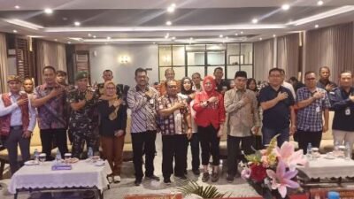 KPU Kubu Raya saat sosialisasi pada Sabtu (4/5) menegaskan jalur independent atau perseorangan di Pilkada Kubu Raya wajib mengantongi dukungan sebanyak 37.979 KTP. Foto: dian