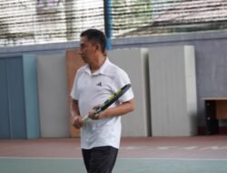 Membangun Integritas Lewat Pertandingan Tenis Persahabatan