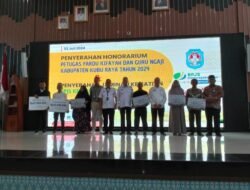 1.556 Petugas Fardhu Kifayah dan Guru Ngaji Terima Insentif