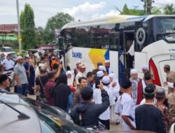 Jemaah Haji Sanggau Disambut Meriah