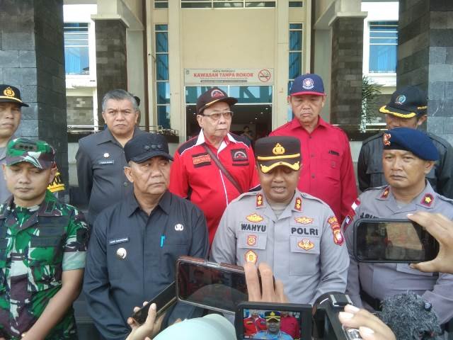 Satgas Karhutla di Kubu Raya usai apel kesiap siagaan karhutla di Kubu Raya yang belum menemukan dalang atau pelaku terjadinya karhutla