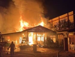 Dua Unit Motor Hangus Terbakar