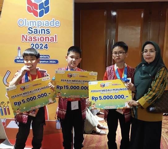 Pelajar Pontianak Juara di OSN Matematika