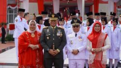 Peringati HUT RI di Sambas, Danrem 121/Abw Brigjen TNI Luqman Arief Ajak Berkarya Isi Kemerdekaan