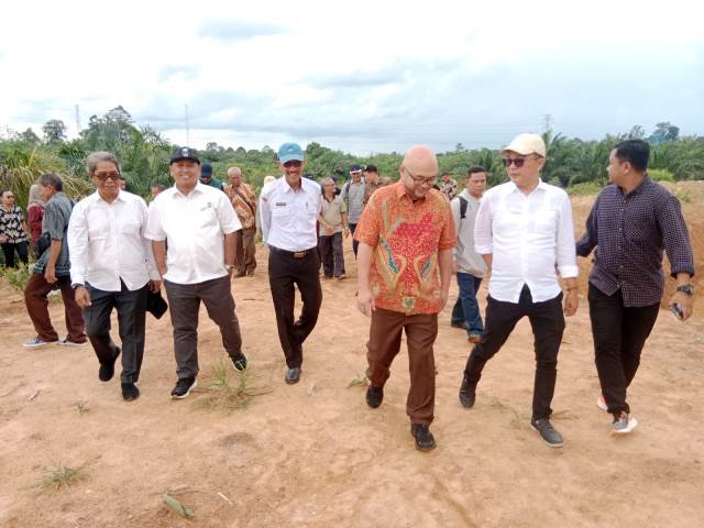 Kemenkop UKM RI Lirik Pabrik Minyak Goreng Merah di Bangun di Sanggau