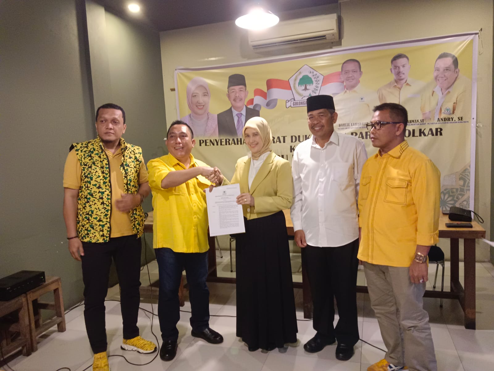 Golkar Jatuhkan Pilihan ke Rosalina - Marijan di Pilkada Kubu Raya