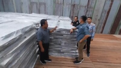 KPU Kubu Raya Pastikan Logistik Pilkada Sudah Sesuai