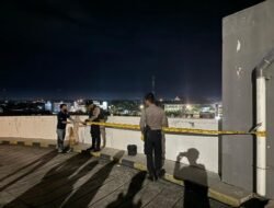 Misteri Penyebab Wanita Cantik Tewas di Mal Terjatuh atau Melompat
