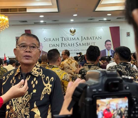 Adrianus Buka Suara Dayak tak Dapat Kursi Menteri