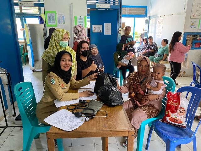 336 Keluarga Beresiko Stunting Dibagikan Makanan Tambahan