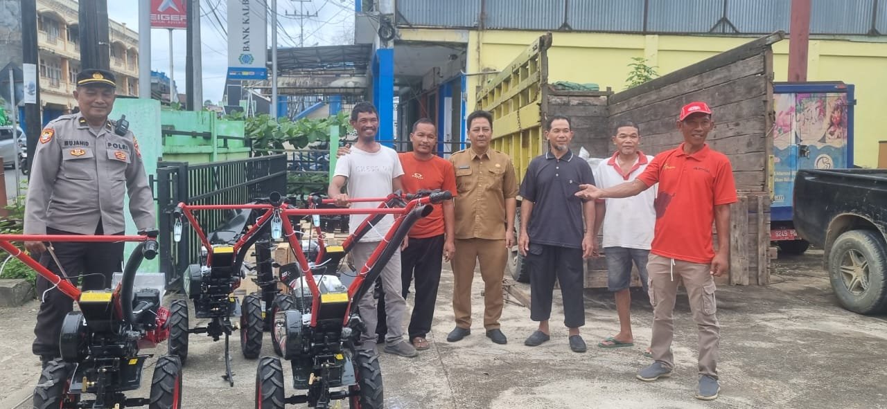 Petani Hortikuktura Dapat Bantuan Alsintan Kultivator