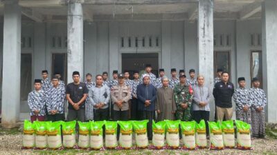 Pondok Pesantren di Perbatasan Dapat Bantuan Beras