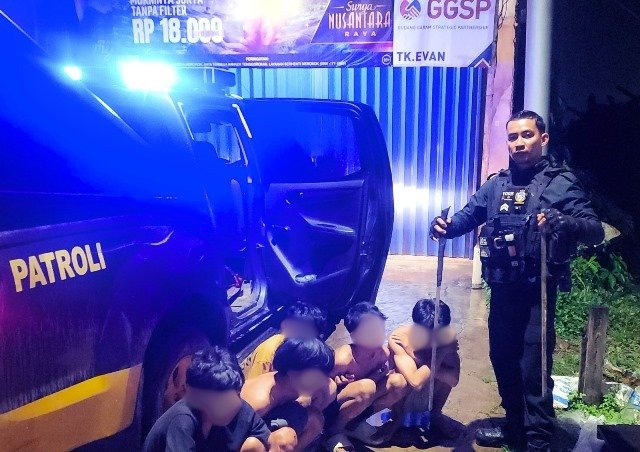 7 Pelajar Bawa Sajam Hendak Tawuran