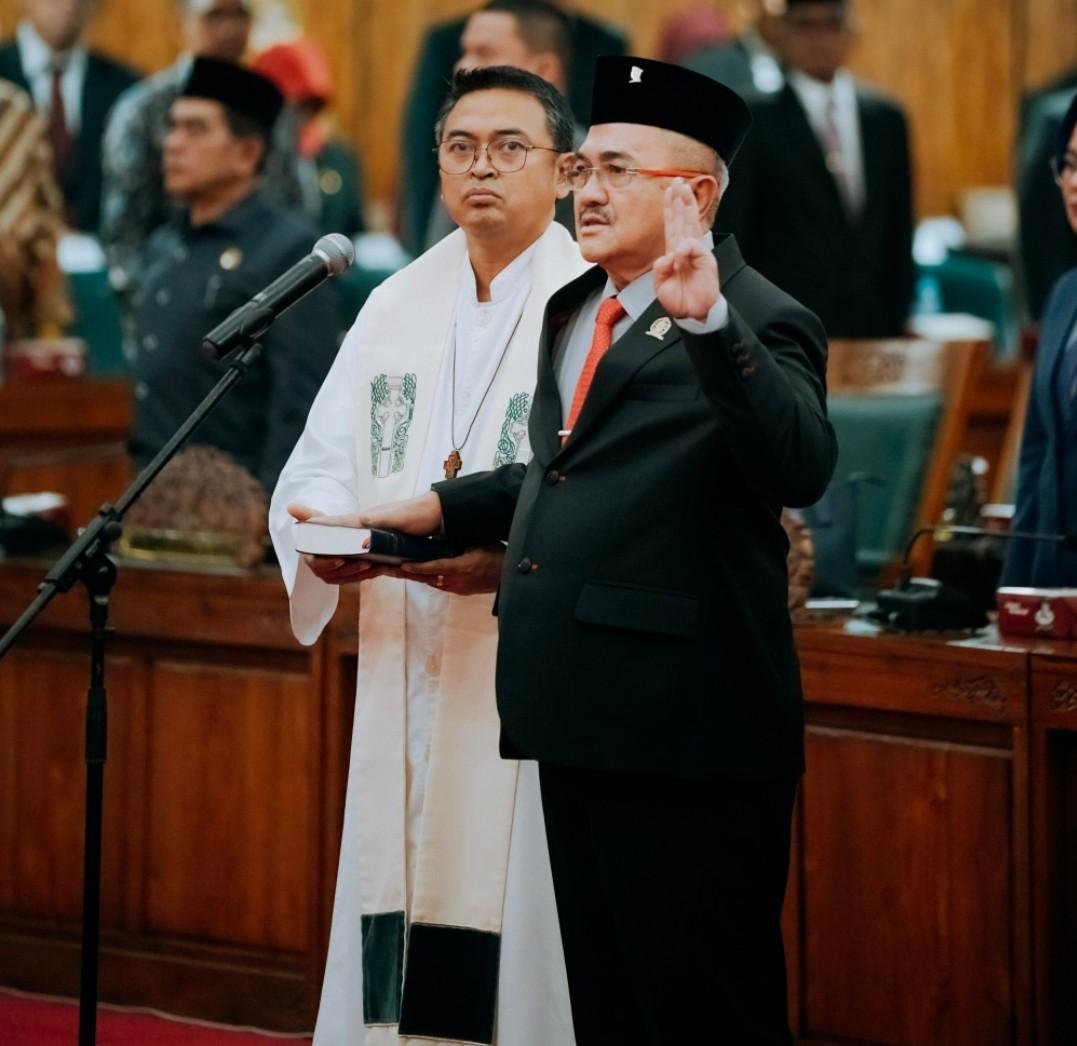 PR Pimpinan DPRD Kalbar Menunggu Direalisasikan