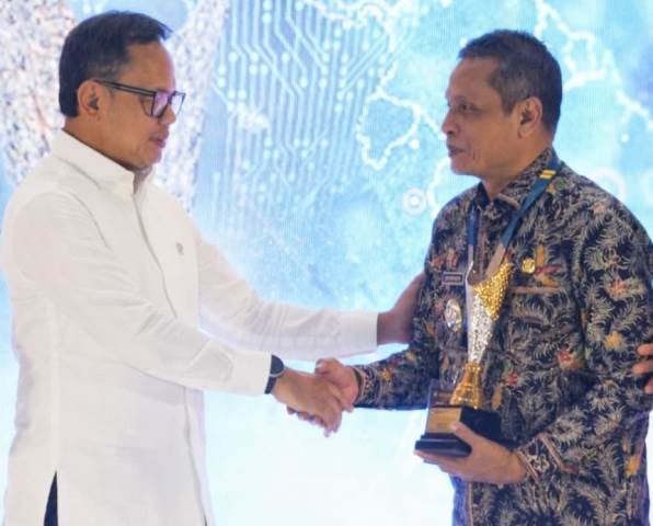Terbaik Rasio Belanja, Pontianak Raih APBD Award