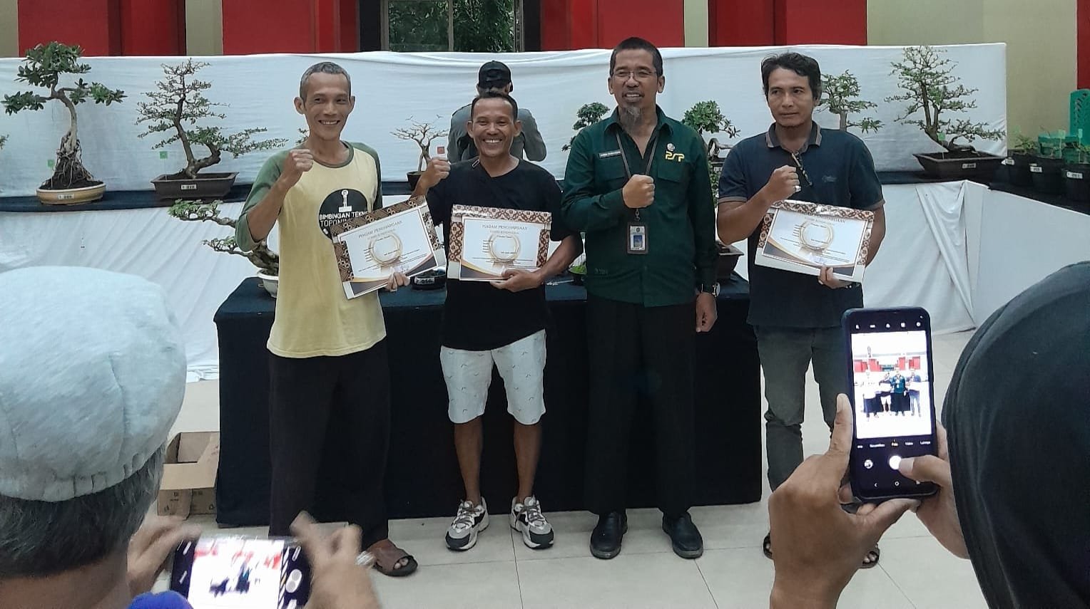 Bonsai Sancang Terindah di Sanggau
