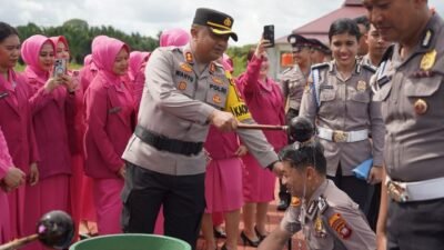 54 Personel Polres Kubu Raya Naik Pangkat. Ingat Tanggungjawab Bertugas