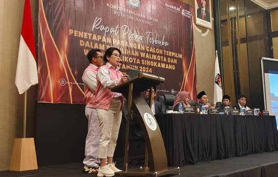 Tjhai Chui Mie - Muhammadin Walikota dan Wako Singkawang Terpilih Janji Jaga Amanah