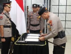 Empat Perwira Polda Kalbar Berpangkat Kombes Dimutasi. Ini Daftar Penggantinya