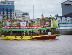 Kapal Hias Pontianak Berornamenkan Melayu Juara 1 Saprahan Khatulistiwa