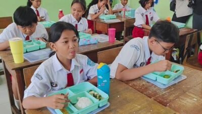 2.389 Siswa di Sanggau Mendapat Makan Bergizi Gratis