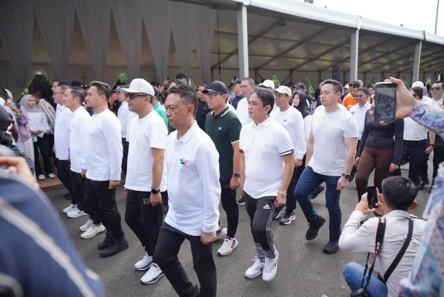 Edi - Bahasan Latihan Baris Berbaris di Monas