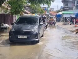 Normalisasi Drainase di Jalan Agus Salim Atasi Genangan Air