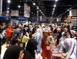 Transmart Kubu Raya Ditutup, Warga Borong Habis Barang-barang