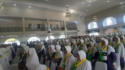 437 Calon Jemaah Haji Kalbar Diberangkatkan. Wakil Menteri Agama Apresiasi Persiapan