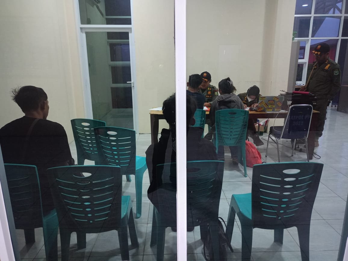 Pasangan Anak Dibawah Umur Tertangkap Basah di Kamar Kos
