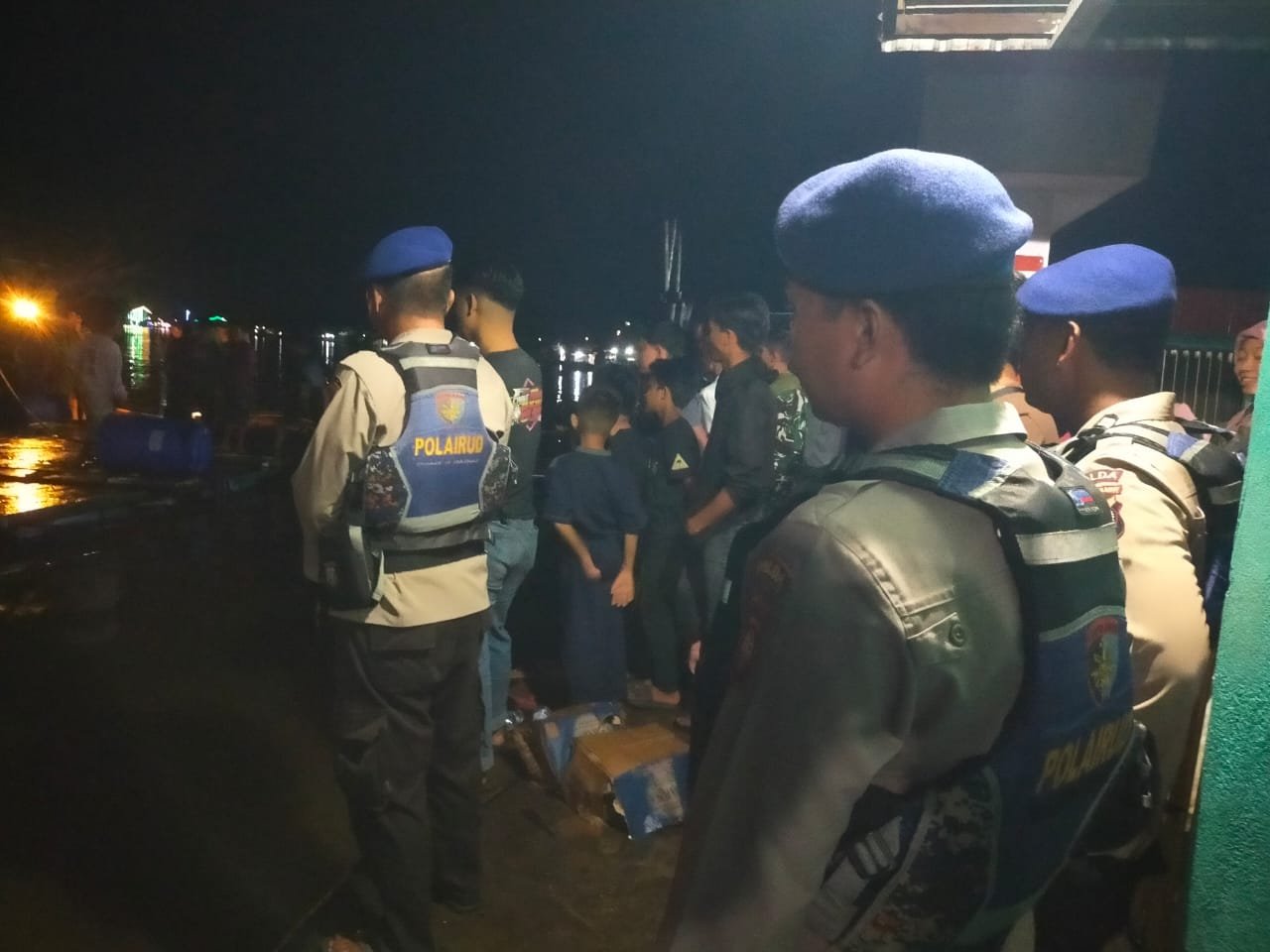 Tongkang Bermuatan 8 Ribu Ton CPO Tabrak Dua Kapal