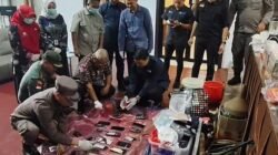 Kejari Sanggau Musnahkan Barang Bukti dari 73 Perkara