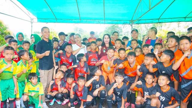 Junior League Ajang Mencari Pemain Sepak Bola Usia Dini