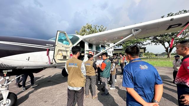 BNPB Operasi Modifikasi Cuaca di Langit Kalbar Tekan Karhutla