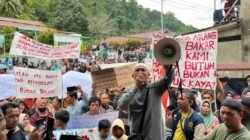 Polemik Arang Bakau Batu Ampar, Antara Regulasi dan Mata Pencaharian