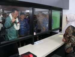 Meninjau MPP Pontianak, Wamen PAN dan RB: Pelayanan Cepat Masyarakat Puas