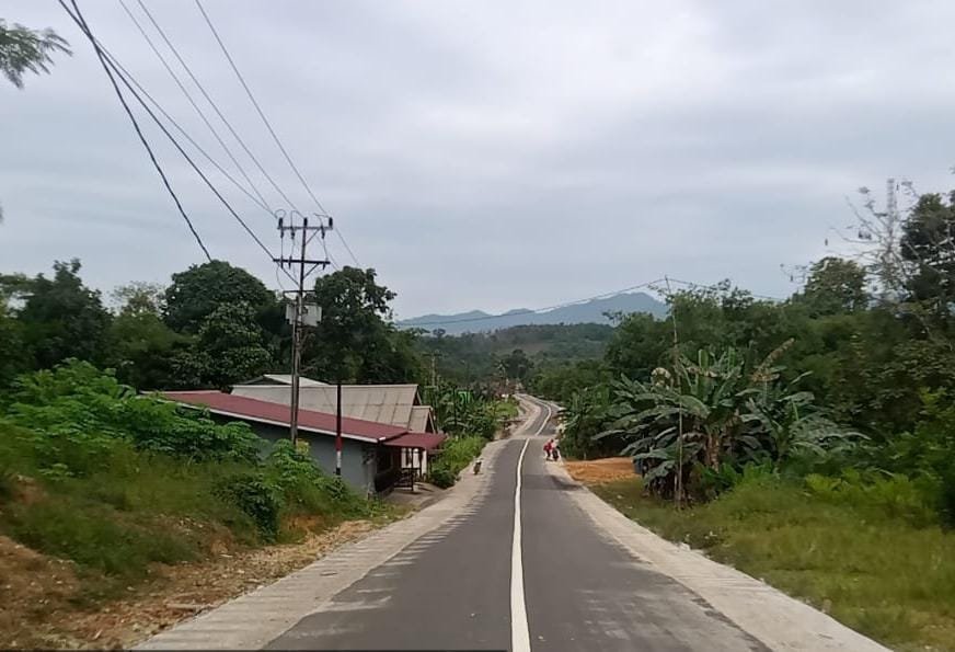 Belasan Miliar Untuk Bangun Jalan Sejuah - Noyan