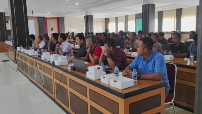 Warga Tolak PT PML dan PT APN