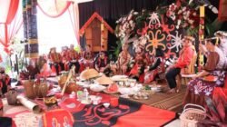 Lestarikan Pernikahan Adat Dayak di Era Modern