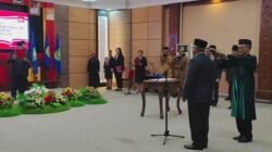 Aswin Khatib Dilantik Jadi Sekda Sanggau. Dituntut Mampu Menjadi Dirigen