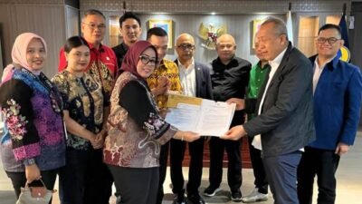DPRD Kalbar Sampaikan Tuntutan Pendemo ke DPR RI