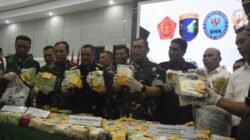 Kodam Serahkan 63 Kg Sabu dan Liquid Narkotika ke BNNP Kalbar. Jaringan Pelaku Masih Dilacak