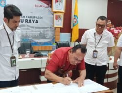 Kubu Raya Beruntung, Kementerian PUPR Hibahkan Aset Rp94 Miliar Untuk Air Bersih