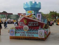 Mobil Hias Kubu Raya Juara I di MTQ XXXIII